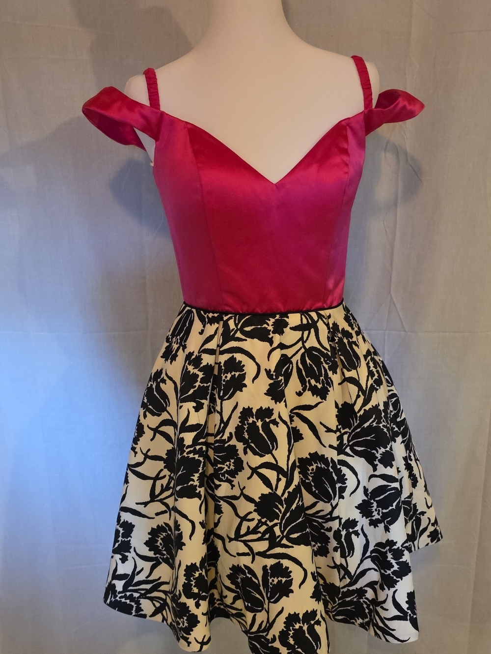 Sherri Hill Fuchsia Satin & Black Floral A-Line Mini Dress